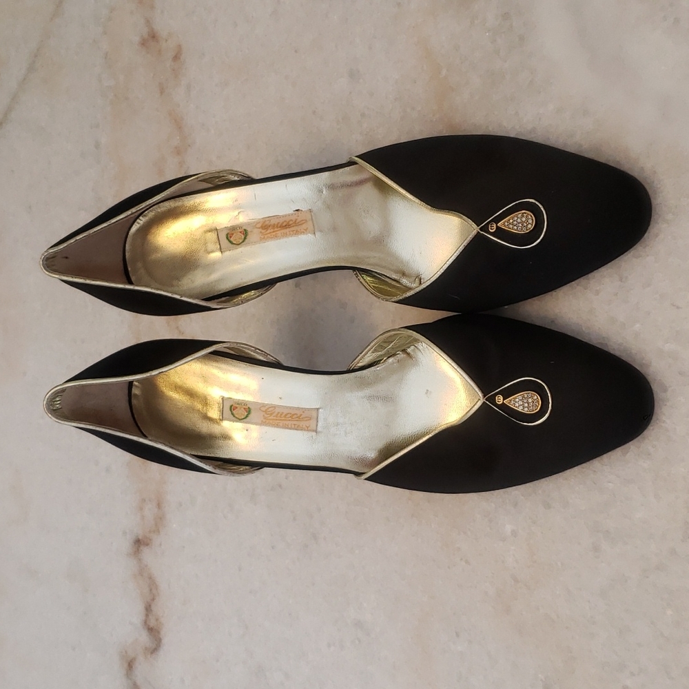 VINTAGE GUCCI HEELS